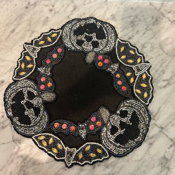 TAHARI Fall/Halloween "BATS-JACK-O-LANTERNS" Beaded Charger Placemat Gorgeous! - Picture 1 of 4